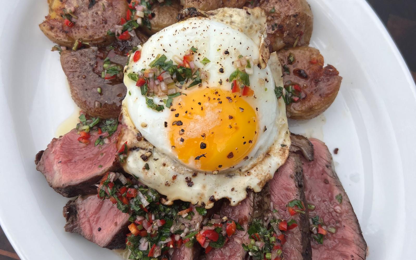 Steak And Eggs With Chimichurri 4377